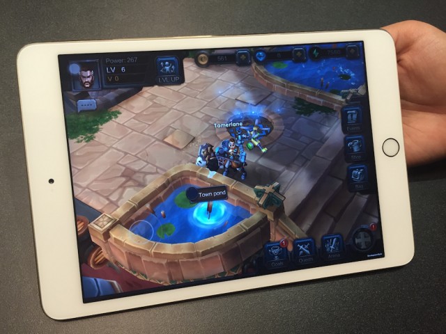 torchlight-mobile-screenshot